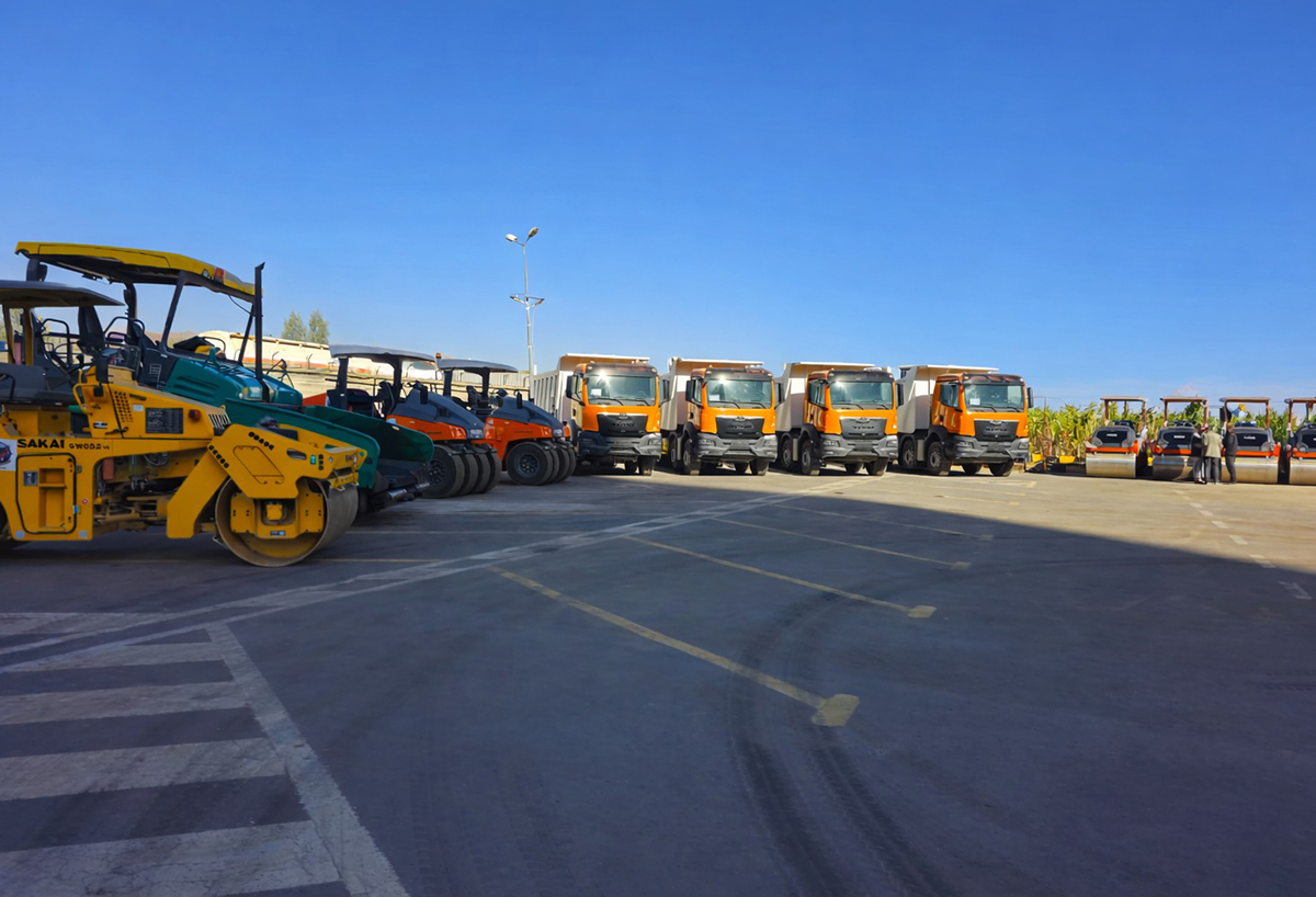 Arrival of a new batch of heavy equipment